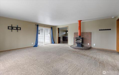 1321 Orchard Loop Oak Harbor WA 98277