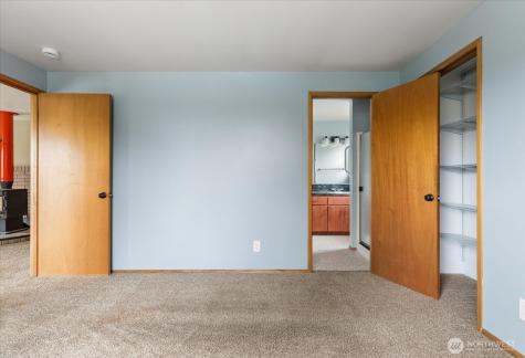1321 Orchard Loop Oak Harbor WA 98277