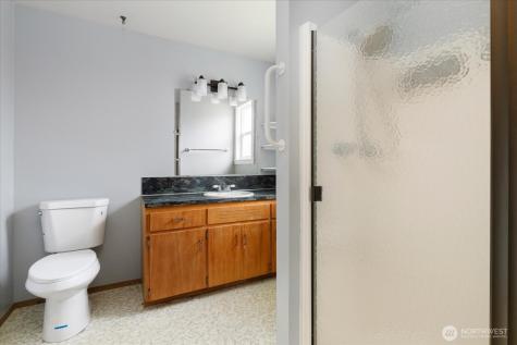 1321 Orchard Loop Oak Harbor WA 98277