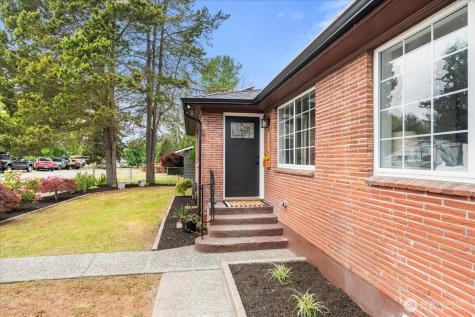 5517 N 47th Street Tacoma WA 98407