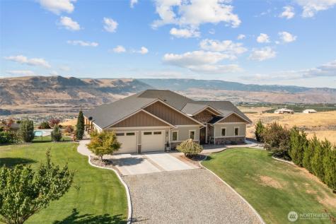 44 Sageland Road East Wenatchee WA 98802