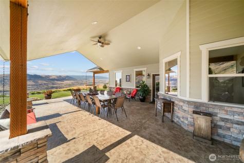 44 Sageland Road East Wenatchee WA 98802
