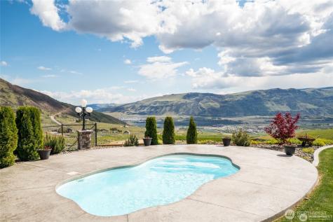 44 Sageland Road East Wenatchee WA 98802