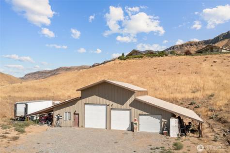 44 Sageland Road East Wenatchee WA 98802