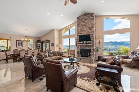 44 Sageland Road East Wenatchee WA 98802