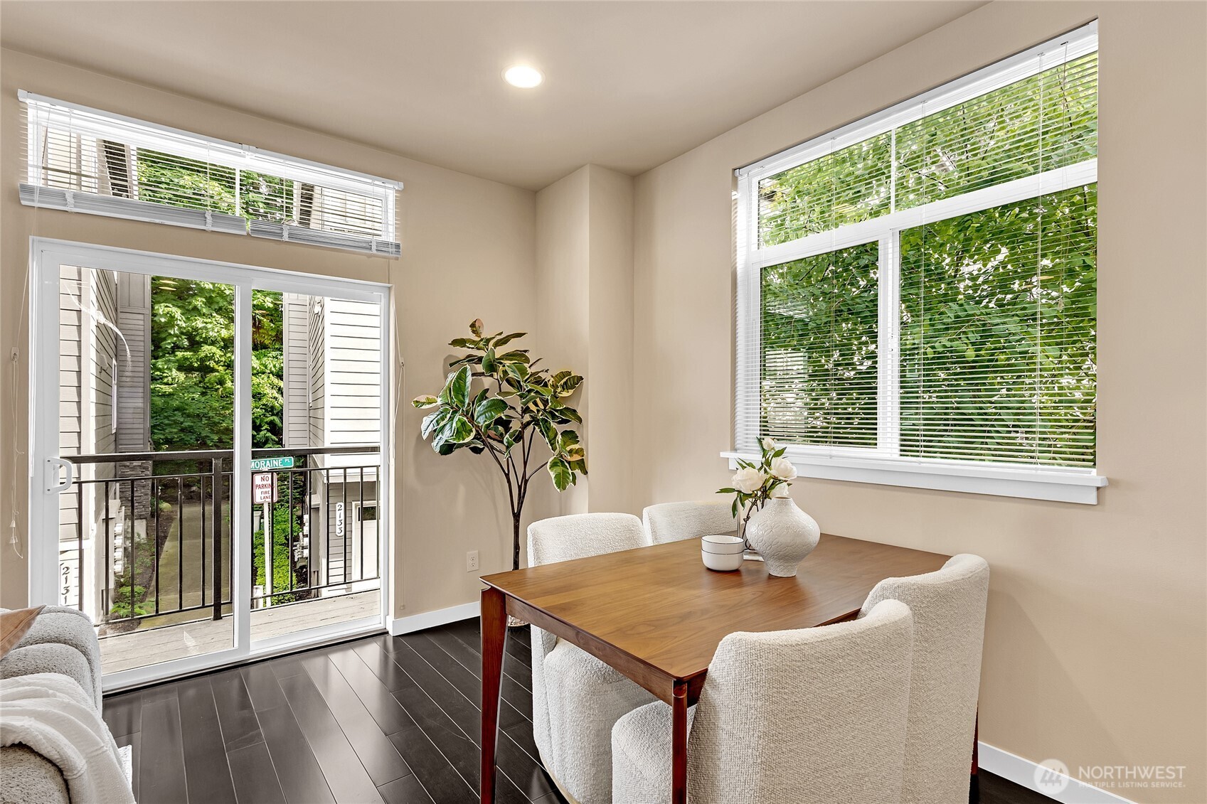 2129 NW Talus Drive Issaquah WA 98027