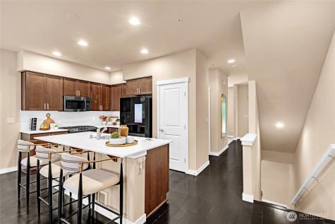 2129 NW Talus Drive Issaquah WA 98027