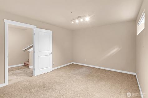 2129 NW Talus Drive Issaquah WA 98027