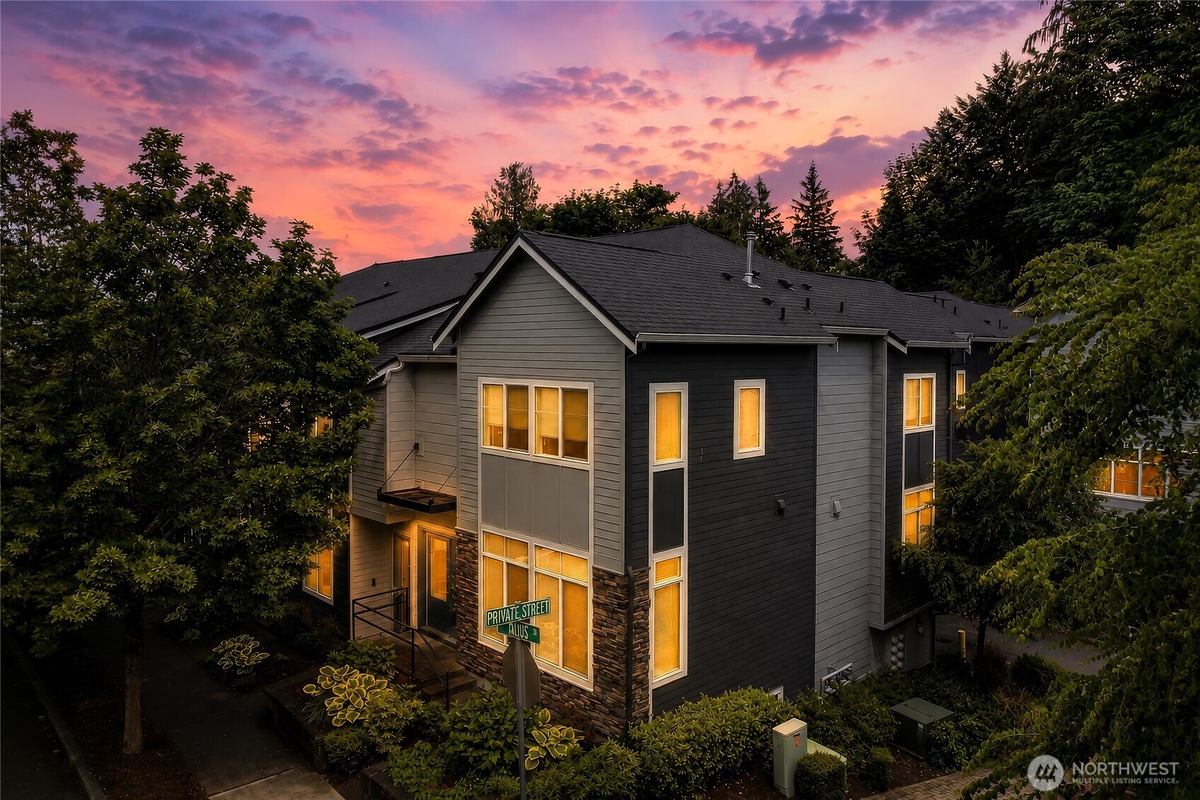 2129 NW Talus Drive Issaquah WA 98027
