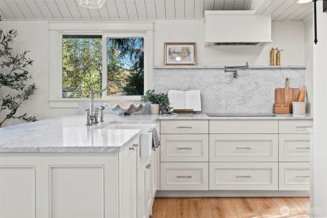5915 Lagoon Lane NW Gig Harbor WA 98335