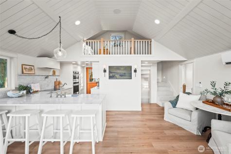 5915 Lagoon Lane NW Gig Harbor WA 98335