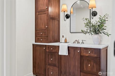 5915 Lagoon Lane NW Gig Harbor WA 98335