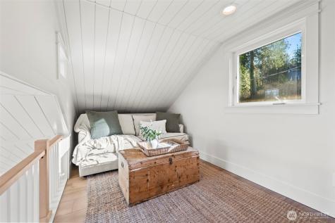 5915 Lagoon Lane NW Gig Harbor WA 98335