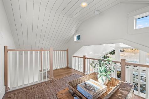 5915 Lagoon Lane NW Gig Harbor WA 98335