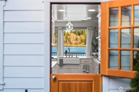 5915 Lagoon Lane NW Gig Harbor WA 98335