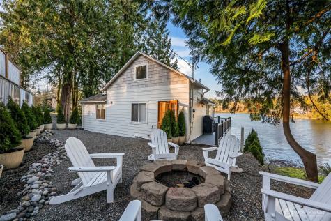 5915 Lagoon Lane NW Gig Harbor WA 98335