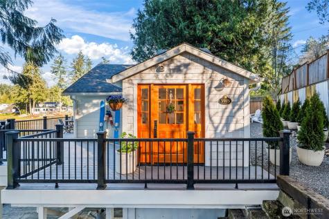 5915 Lagoon Lane NW Gig Harbor WA 98335