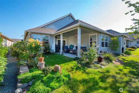 1453 SW Xavier Oak Harbor WA 98277