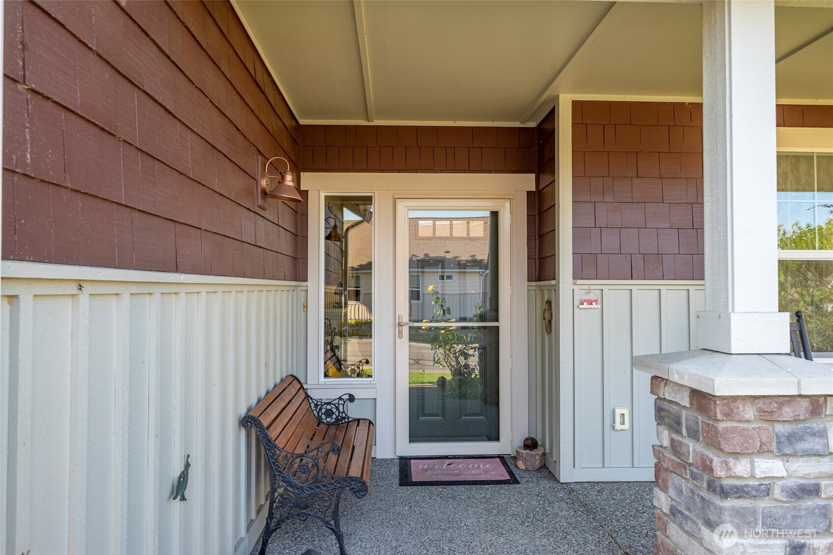 1453 SW Xavier Oak Harbor WA 98277