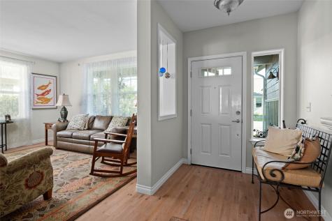 1453 SW Xavier Oak Harbor WA 98277