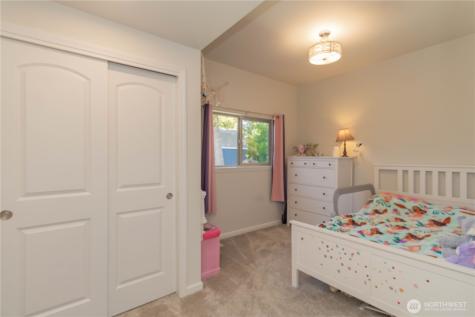 11215 SE 284th Street Auburn WA 98092