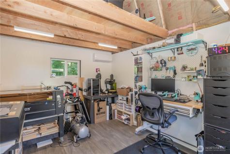11215 SE 284th Street Auburn WA 98092