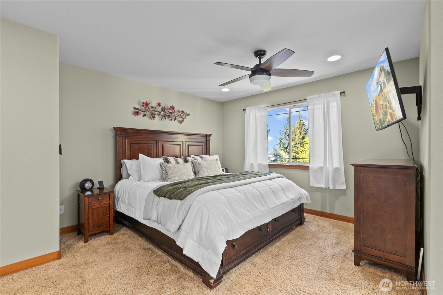 16 Sunflower Circle Bellingham WA 98229