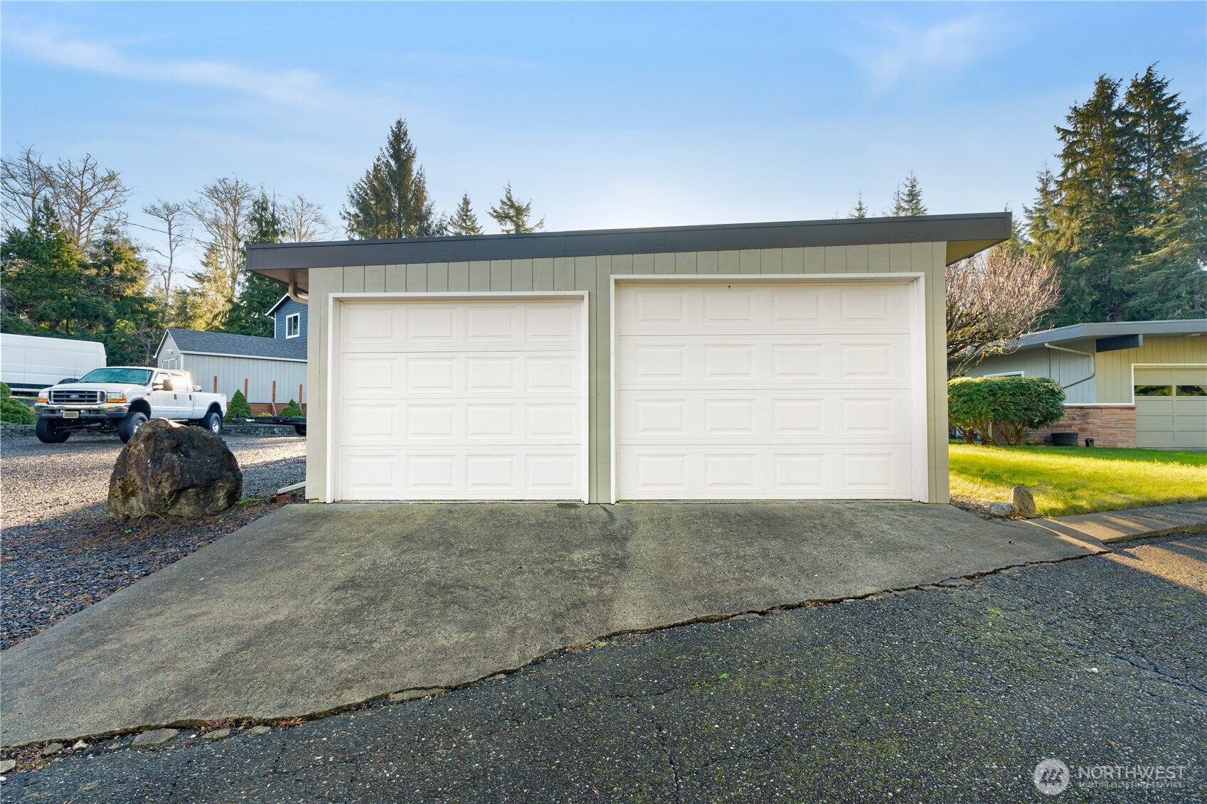 255 Summit Avenue Hoquiam WA 98550