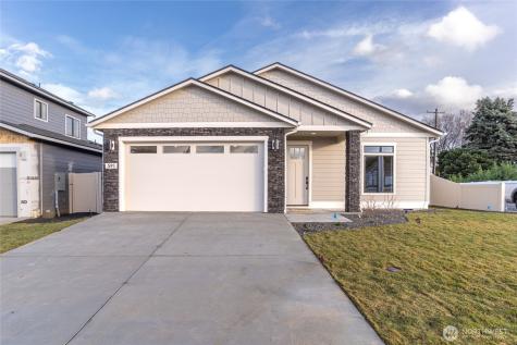 544 S Oasis Loop East Wenatchee WA 98802
