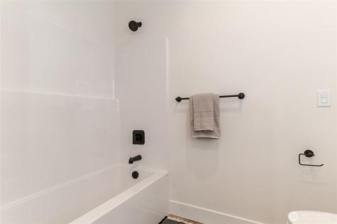 544 S Oasis Loop East Wenatchee WA 98802