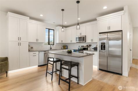 544 S Oasis Loop East Wenatchee WA 98802