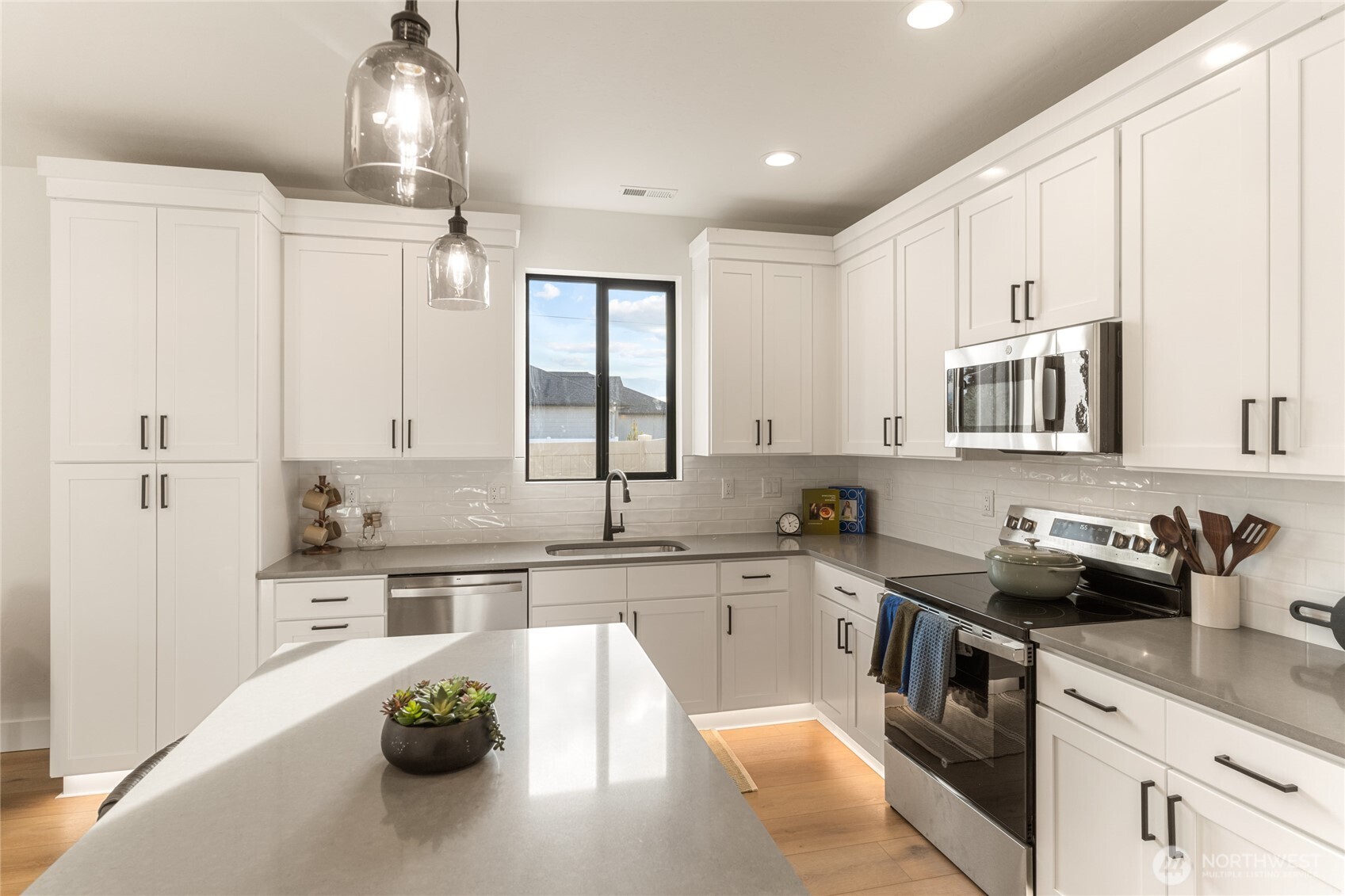 544 S Oasis Loop East Wenatchee WA 98802