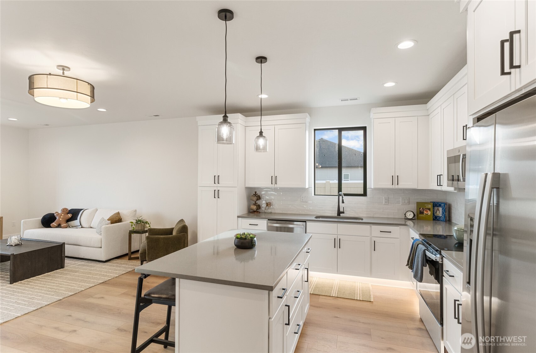 544 S Oasis Loop East Wenatchee WA 98802