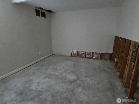 8405 24th Avenue SW Seattle WA 98106