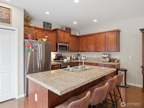15409 79th Avenue E Puyallup WA 98375