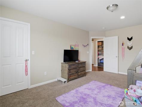 15409 79th Avenue E Puyallup WA 98375