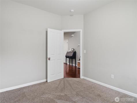 15409 79th Avenue E Puyallup WA 98375