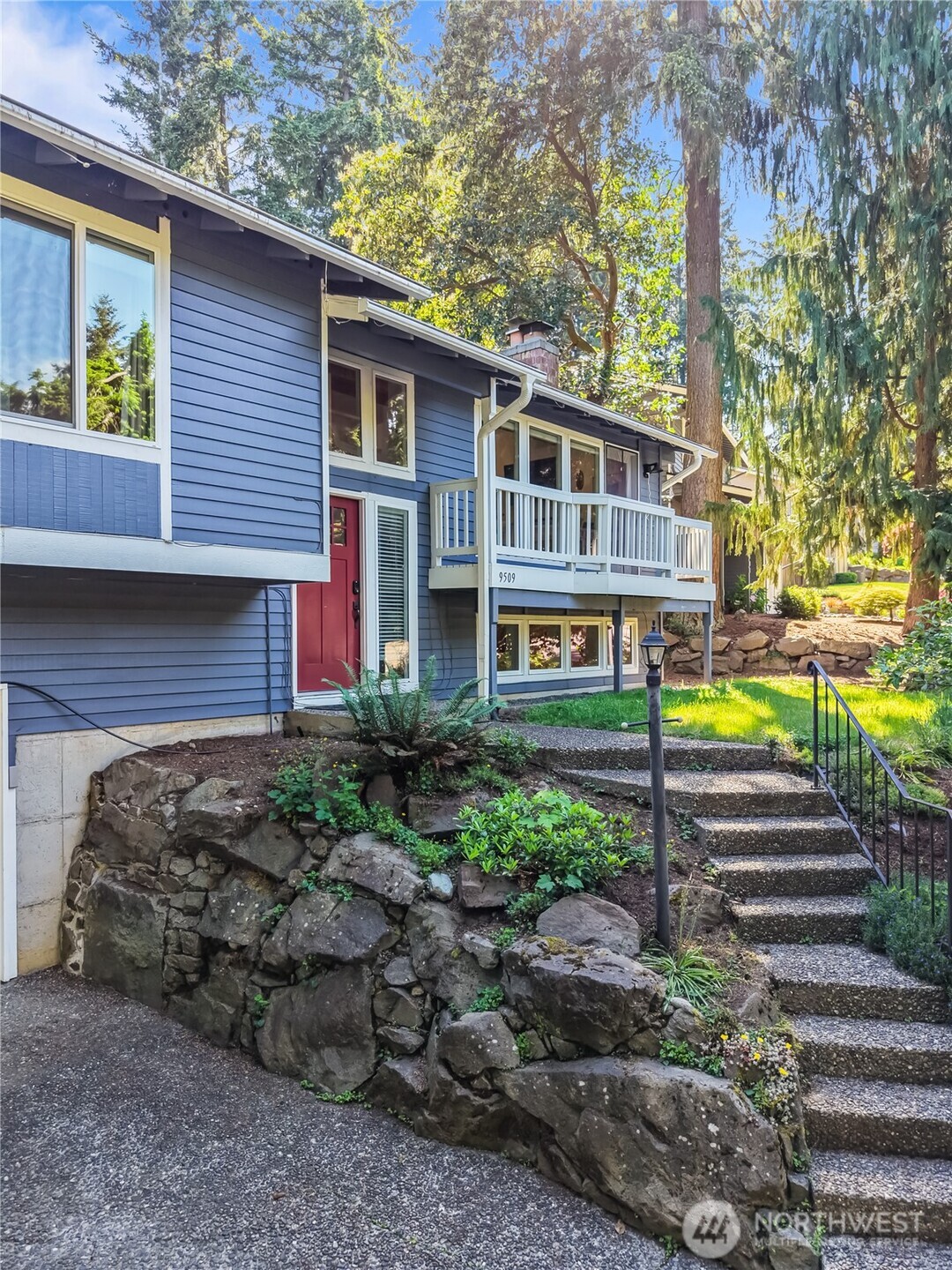 9509 NE 140 Street Kirkland WA 98034