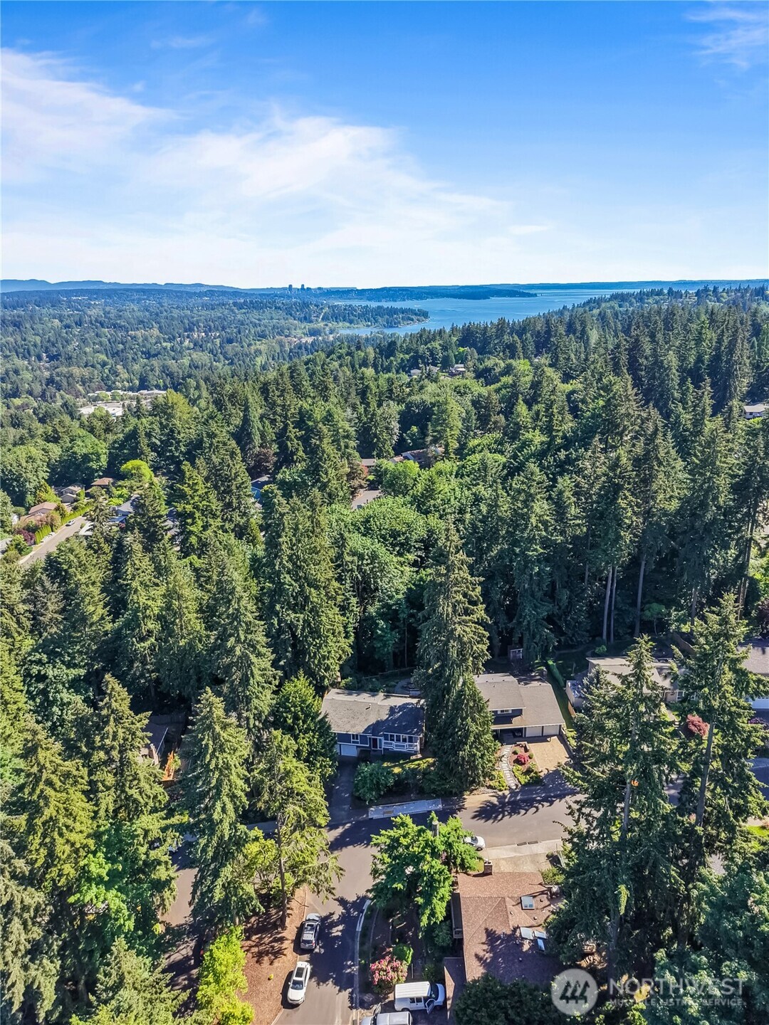 9509 NE 140 Street Kirkland WA 98034