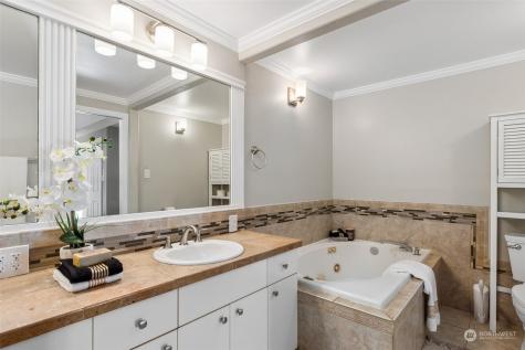 10527 Ne 133rd Place Kirkland WA 98034