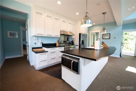 34183 South Shore Drive Mount Vernon WA 98274