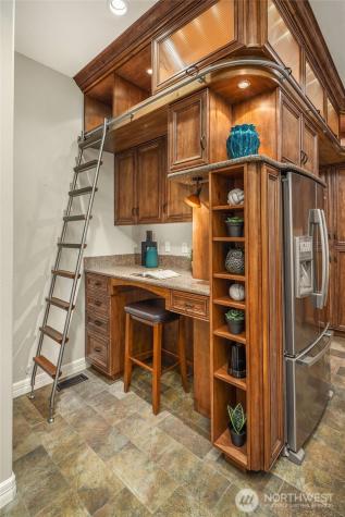 16290 SE 48th Drive Bellevue WA 98006
