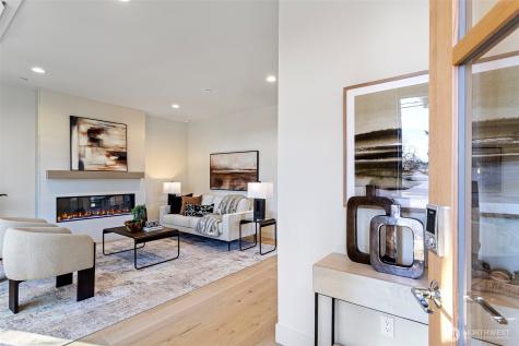 9317 132nd Avenue NE Kirkland WA 98033