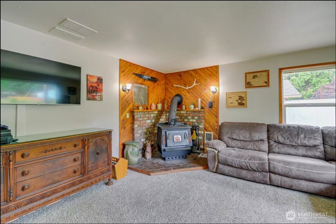 54 Pacific Lane Pacific Beach WA 98571