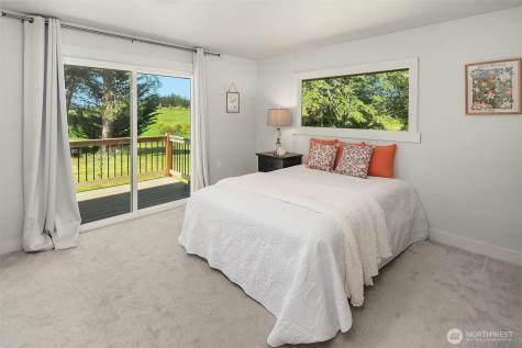 12504 SW 232nd Street Vashon WA 98070