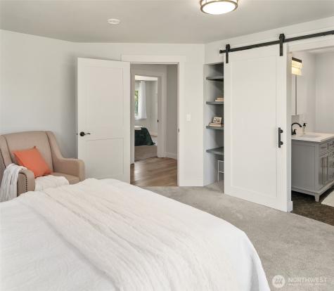 12504 SW 232nd Street Vashon WA 98070
