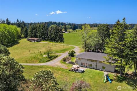12504 SW 232nd Street Vashon WA 98070
