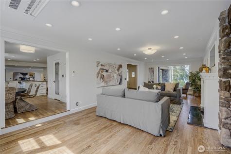 16066 Inglewood Road NE Kenmore WA 98028