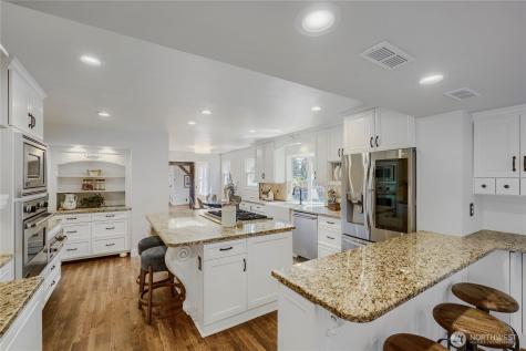 16066 Inglewood Road NE Kenmore WA 98028