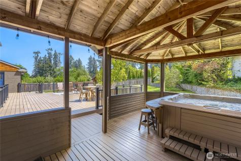 16066 Inglewood Road NE Kenmore WA 98028